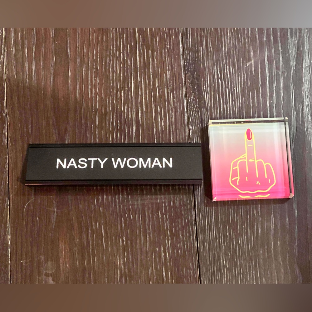 Lot of 2: Nasty Woman Desk Sign + Middle Finger Paperweight *EUC* MSRP: $45+tax